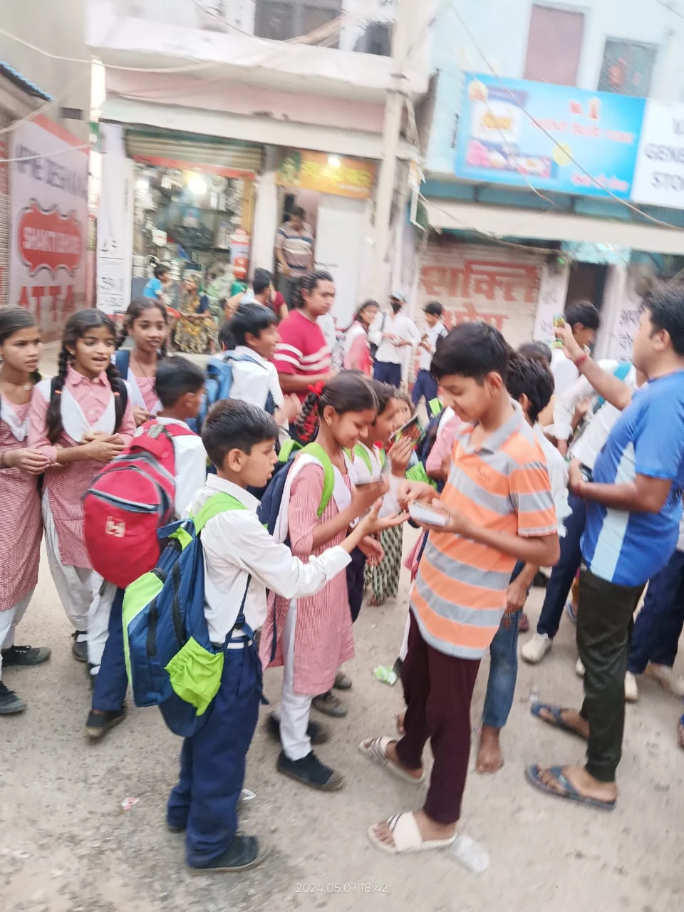 Free Distribution Drive — photo 11