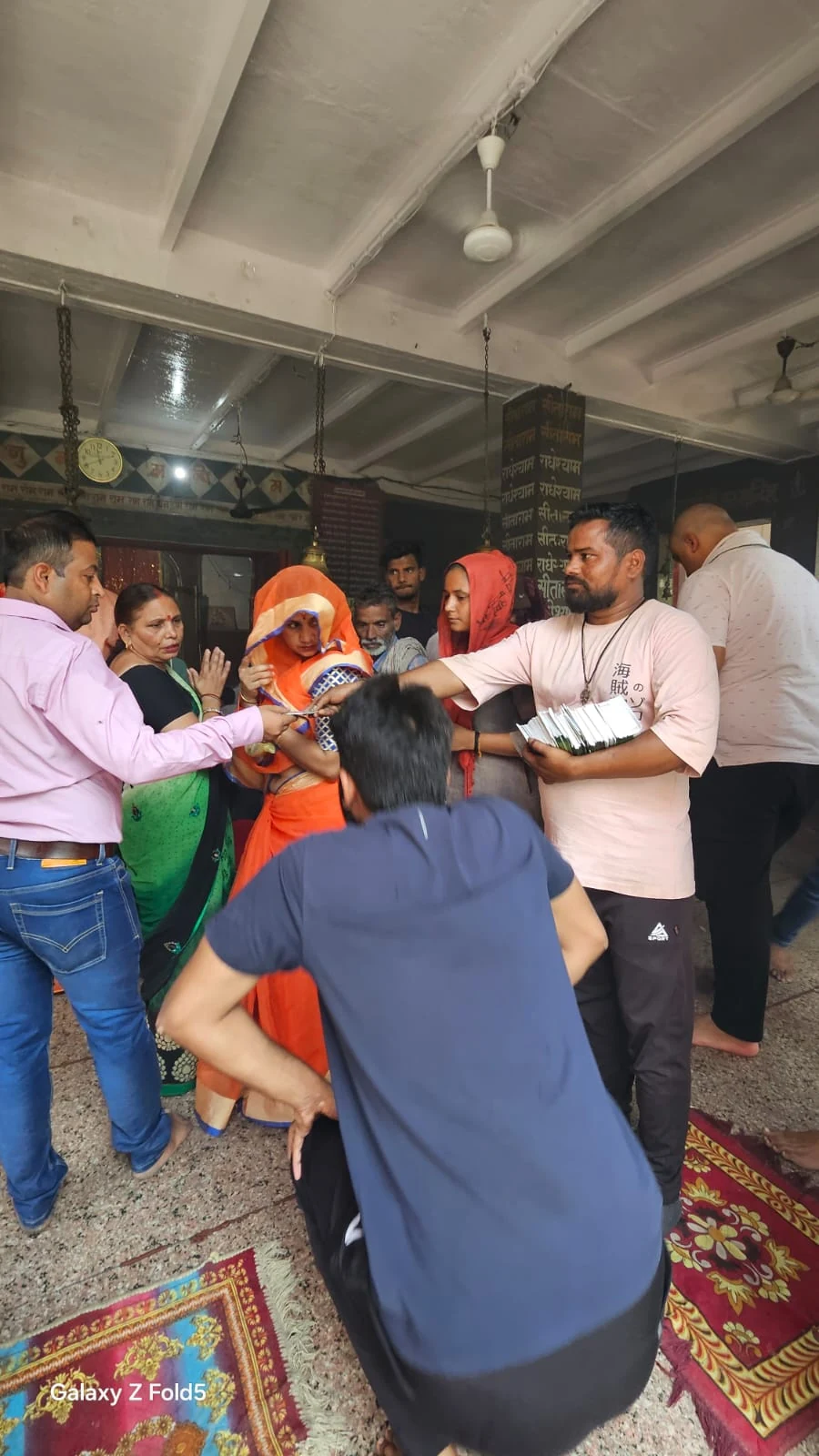 Free Distribution Drive — photo 16