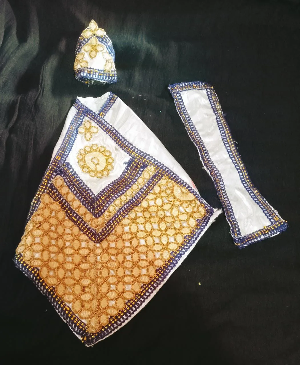 Sai Baba Murti Outfit — photo 5